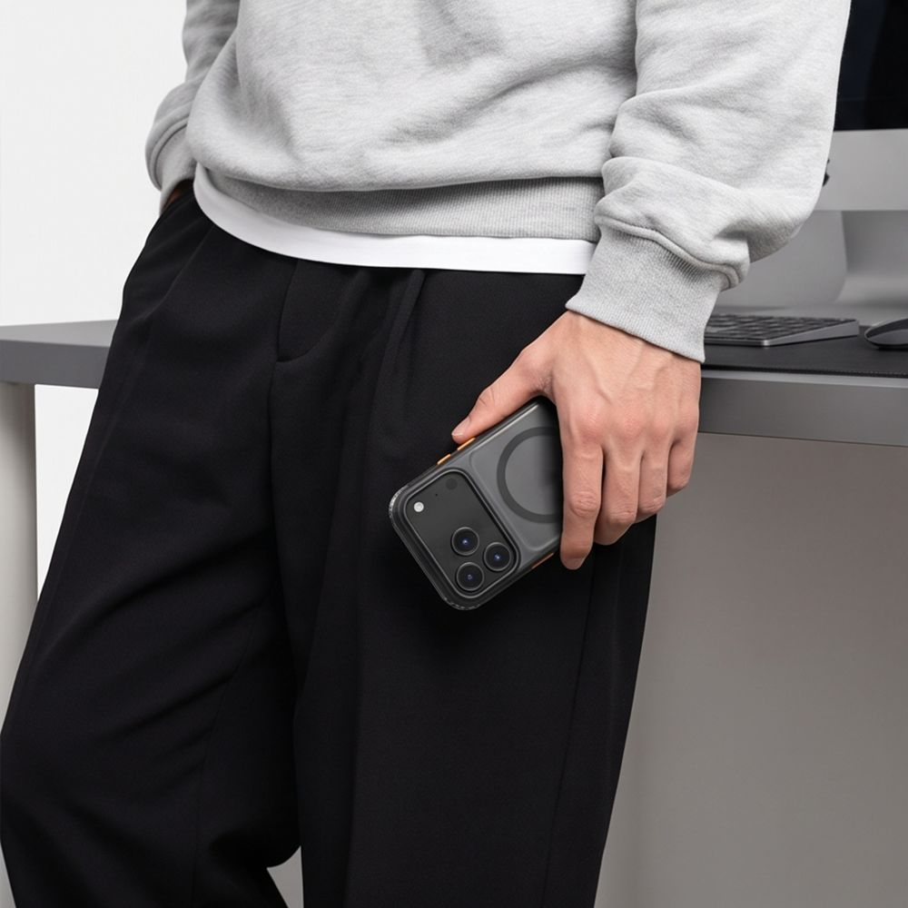Coque MagSafe pour Apple iPhone 18 Pro Max / 17 Pro Max, Tech-Protect, MagAir CC, noire mate