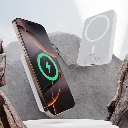 Dudao K26s External Wireless Battery, 5000mAh, 20W, PD + FQI, 1 x QI - 1 x USB-C, White
