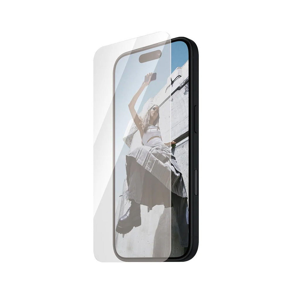 Film de protection d'écran PanzerGlass Safe. Ultra-Wide Fit pour Apple iPhone 16 / 15, Verre Trempé, Full Glue.