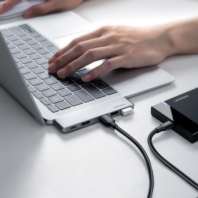 Hub USB-C UGREEN pour Apple MacBook Pro / Air Series, 3 x USB-A 3.0 - 1 x USB-C - 1 x HDMI, Gris