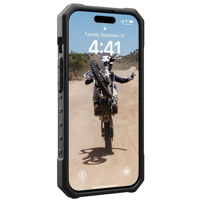 Coque MagSafe pour Apple iPhone 15 Pro, Urban Armor Gear, Pathfinder, Transparente
