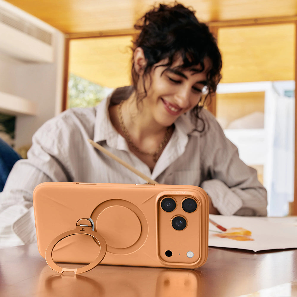 Coque MagSafe pour Apple iPhone 17 Pro Max, Torras, QPRO Silicone, Dorée