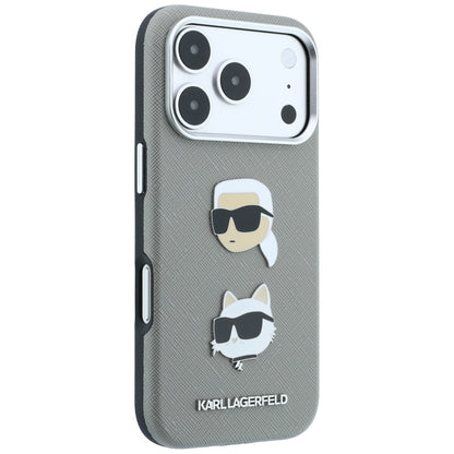 Coque pour Apple iPhone 18 Pro / 17 Pro, Karl Lagerfeld, Saffiano avec épingle représentant les têtes de Karl et Choupette et logo, grise