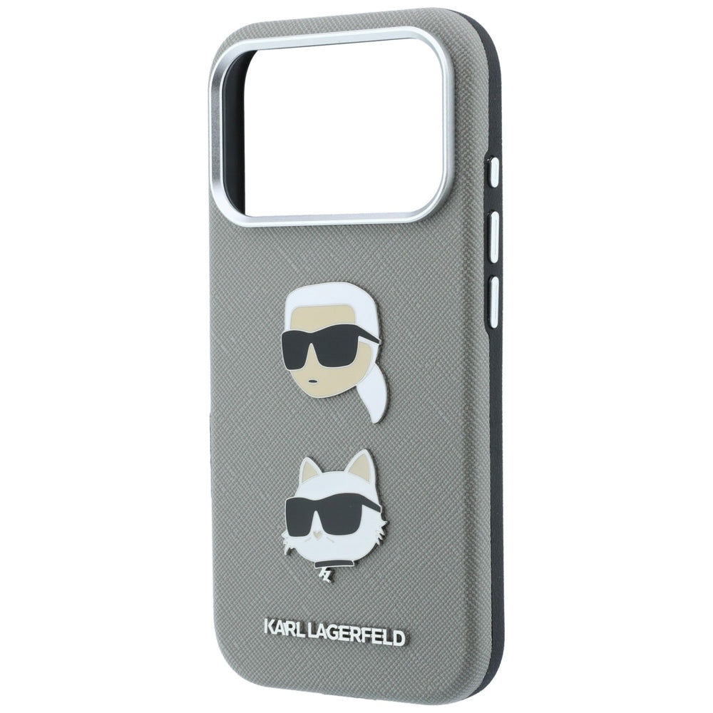 Coque pour Apple iPhone 18 Pro / 17 Pro, Karl Lagerfeld, Saffiano avec épingle représentant les têtes de Karl et Choupette et logo, grise