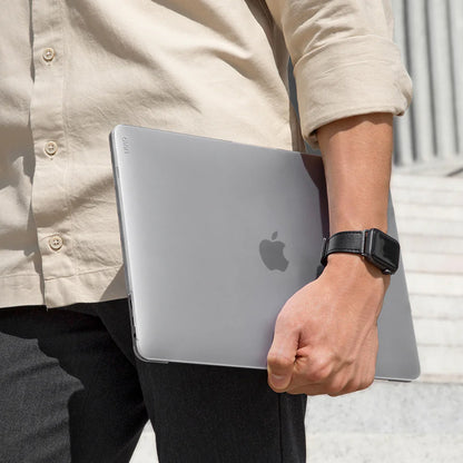 Coque UNIQ Claro pour Apple MacBook Pro 16 pouces (2026) / (2024) / (2023) / (2021), Gris Mat