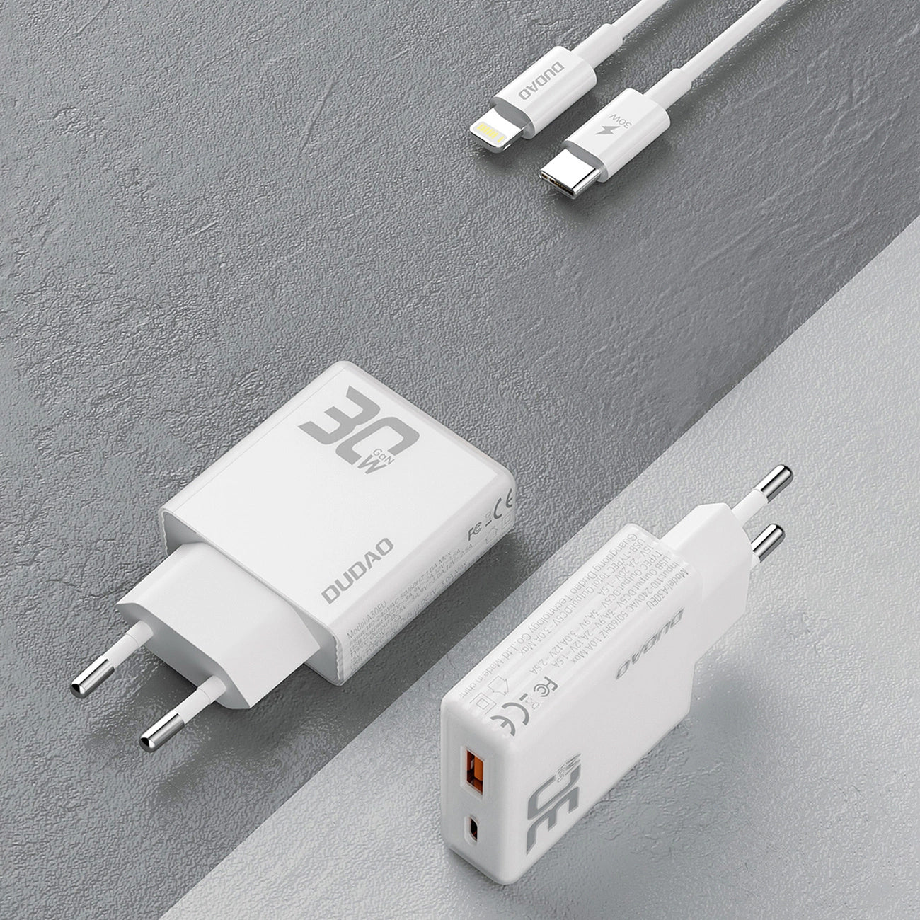 Dudao A30EUL Chargeur réseau avec câble Lightning, 30W, 3A, 1 x USB-A - 1 x USB-C, blanc 