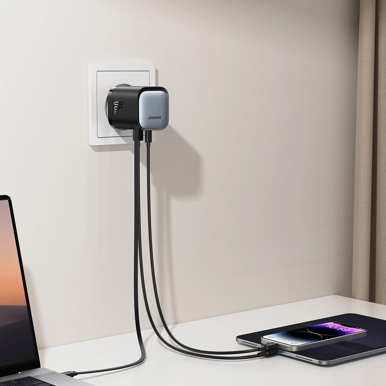 Joyroom JR-TCL02 Chargeur réseau avec câble USB-C JR-TCL02, 65W, 3A, 1 x USB-A - 1 x USB-C, Noir 