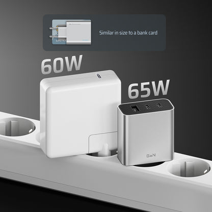 Chargeur secteur Cuktech, 65W, 3,25A, 1 x USB-A - 2 x USB-C, Blanc CUK0A15CEUSL