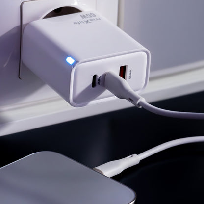 Chargeur Réseau MaXlife MXTC-09-65ACC, 65W, 3.25A, 1 x USB-A - 2 x USB-C, Blanc