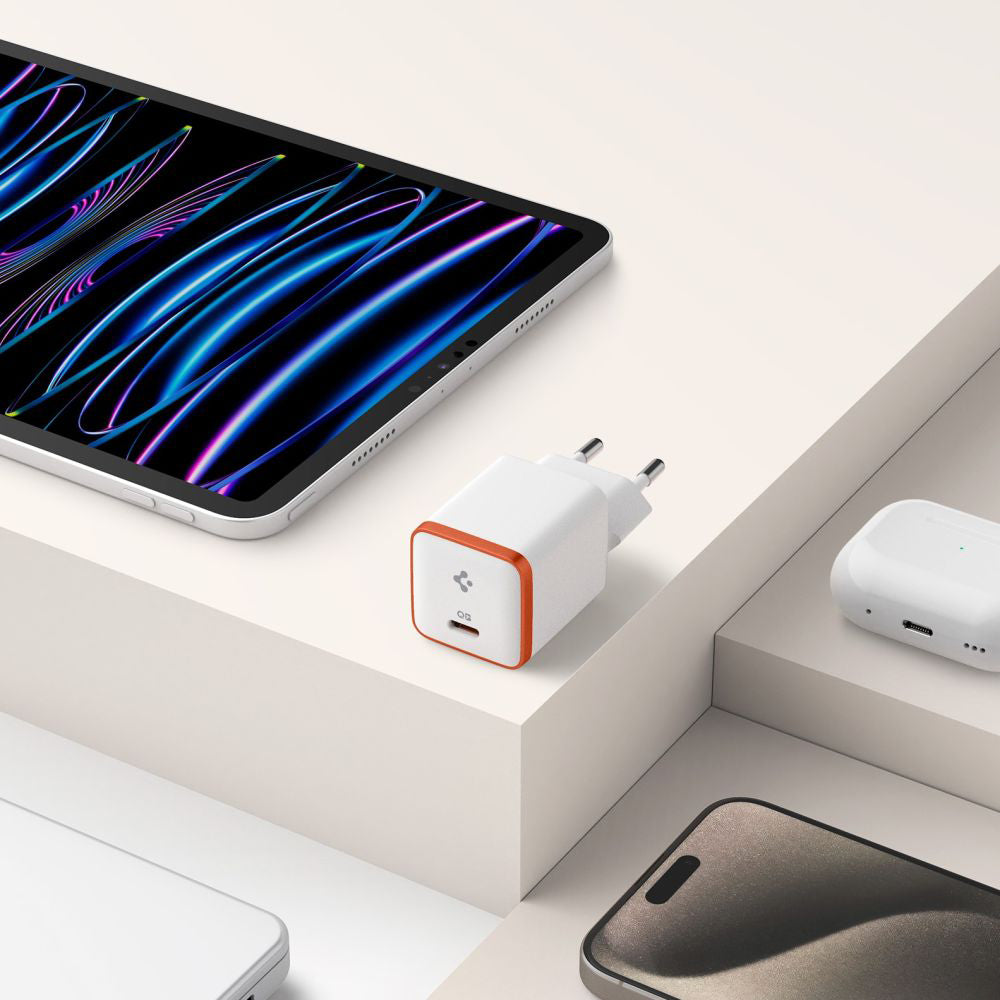 Chargeur secteur Spigen EE301EU Essential, 30W, 3A, 1 x USB-C, Blanc ACH08449