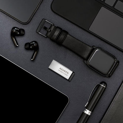 Mémoire externe USB-A 3.2 Adata UR350, 32 Go UR350-32G-RSR/BK